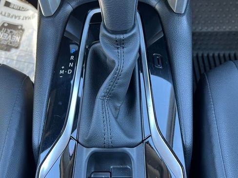 Certified 2024 Toyota Corolla Cross XLE w/ Convenience Package image 26