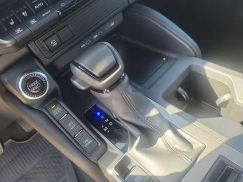 Used 2025 Toyota Land Cruiser w/ Premium Package image 38