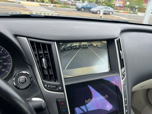 Used 2014 INFINITI Q50 AWD w/ Moonroof Package image 23
