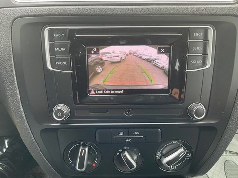 Used 2018 Volkswagen Jetta S image 14