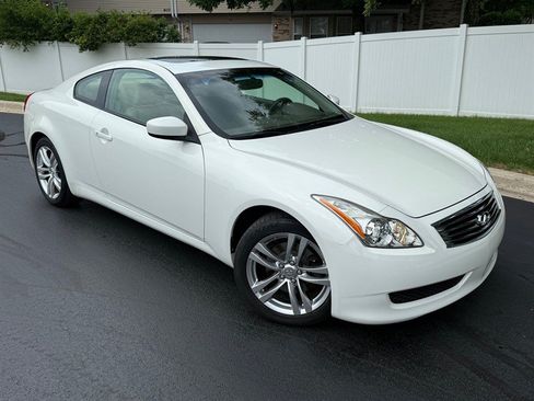 Used 2009 INFINITI G37 x Coupe w/ Premium Pkg AWD/4WD image 1