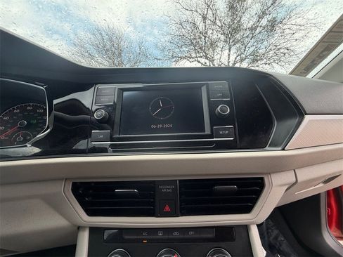 Used 2019 Volkswagen Jetta S w/ Driver Assistance Package image 21