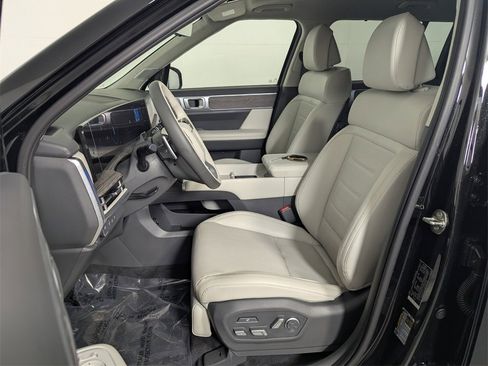 Used 2024 Hyundai Santa Fe Calligraphy image 11