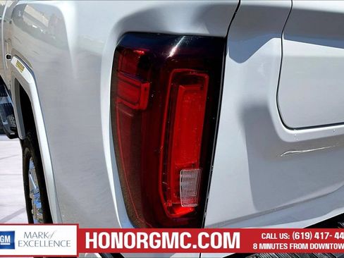 Used 2023 GMC Sierra 2500 Denali AWD/4WD image 24