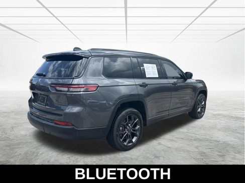 Used 2025 Jeep Grand Cherokee L Limited w/ Trailer Tow Package AWD/4WD image 5