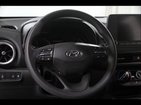 Certified 2023 Hyundai Kona SE AWD/4WD image 7
