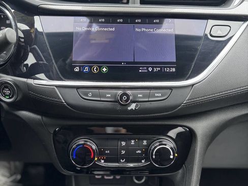 Used 2021 Buick Encore GX Preferred w/ Cold Weather Comfort Package image 14