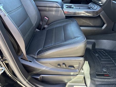 Used 2015 GMC Sierra 2500 Denali w/ Duramax Plus Package image 33