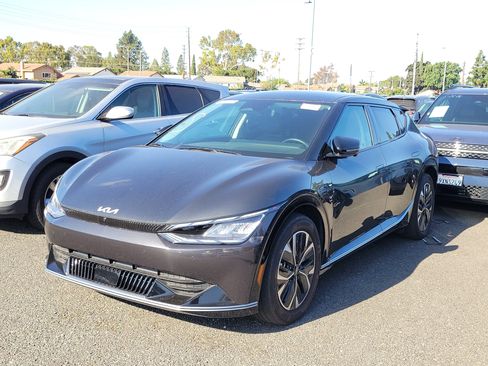 Used 2024 Kia EV6 Wind w/ Wind Technology Package RWD image 1