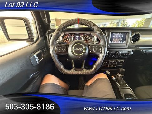 Used 2022 Jeep Gladiator Sport AWD/4WD image 11