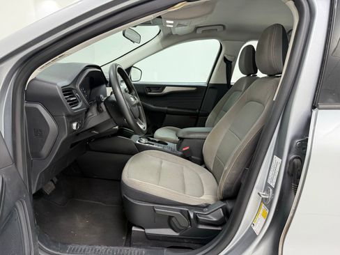 Used 2021 Ford Escape S image 12