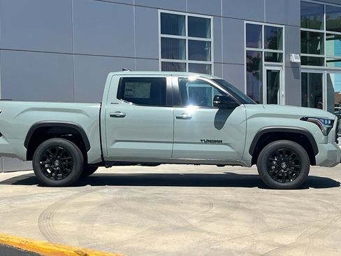 New 2026 Toyota Tundra Limited AWD/4WD image 3