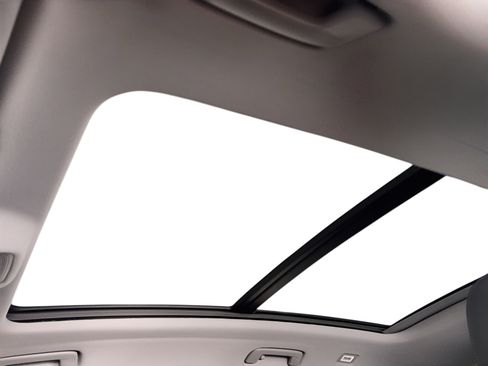 Used 2025 Audi Q5 Premium w/ Convenience Package image 18