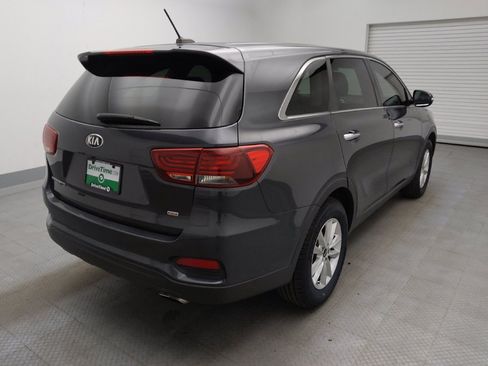 Used 2019 Kia Sorento FWD image 9