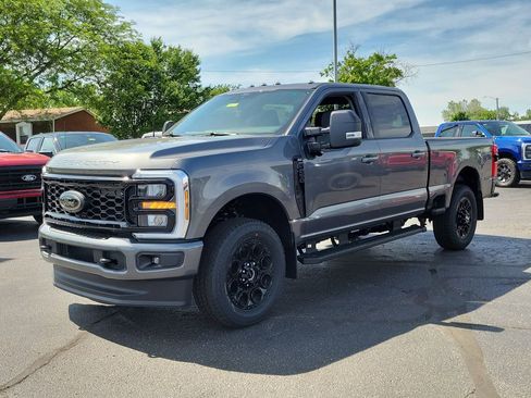 New 2026 Ford F250 XLT w/ XLT Premium Package AWD/4WD image 8