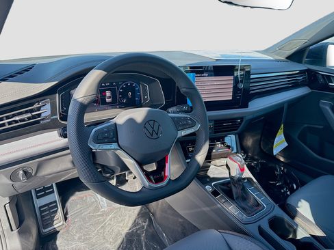 New 2026 Volkswagen Jetta GLI Autobahn FWD image 9