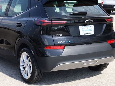 Used 2023 Chevrolet Bolt EUV LT FWD image 8