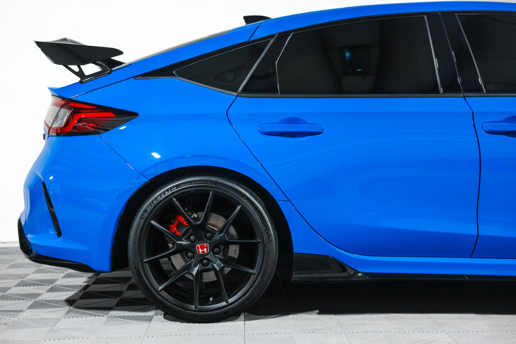 Used 2025 Honda Civic Type R image 2