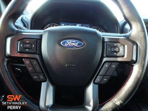 Used 2021 Ford Expedition Limited image 20