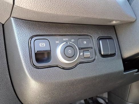 New 2026 Mercedes-Benz Sprinter 2500 image 12
