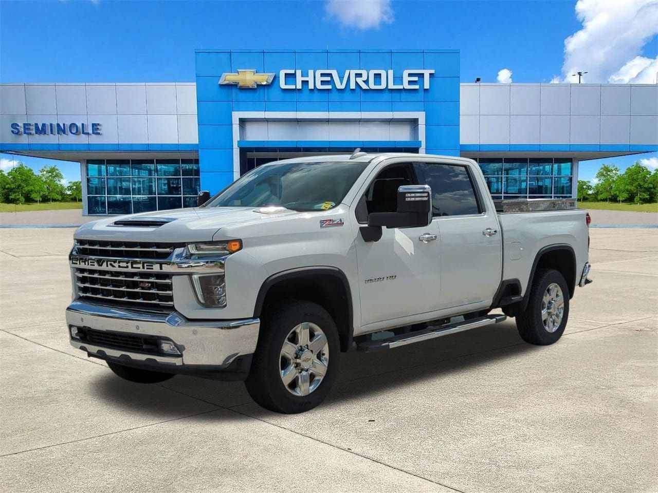 Used 2021 Chevrolet Silverado 2500 LTZ w/ LTZ Premium Package AWD/4WD image 2