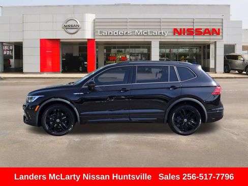 Used 2022 Volkswagen Tiguan SE R-Line FWD image 8