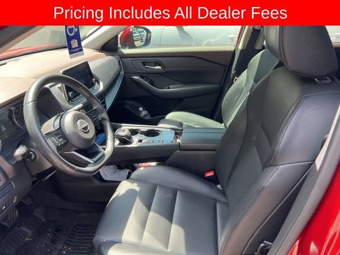 Used 2023 Nissan Rogue SV w/ SV Premium B Package FWD image 8