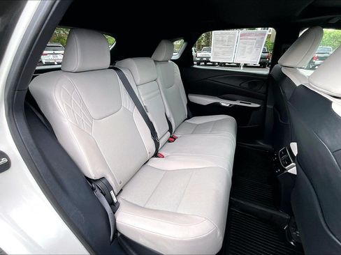 Used 2023 Lexus RX 350 Premium w/ Accessory Package AWD/4WD image 25
