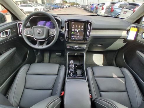 New 2026 Volvo XC40 B5 Ultra w/ Protection Package Premier AWD/4WD image 10