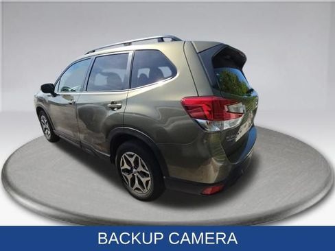 Used 2023 Subaru Forester Premium AWD/4WD image 12