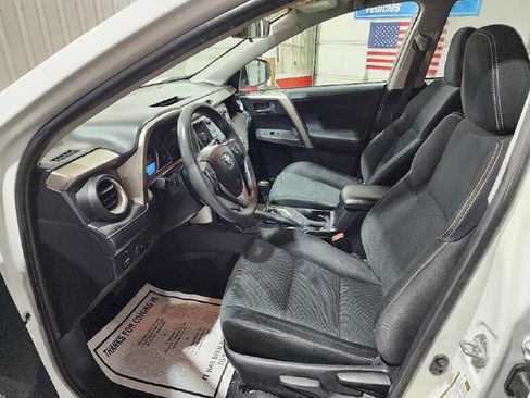 Used 2015 Toyota RAV4 XLE image 9