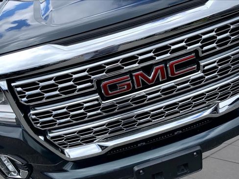 Used 2021 GMC Canyon Denali AWD/4WD image 32