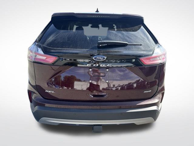 Used 2022 Ford Edge SEL w/ Convenience Package AWD/4WD image 4