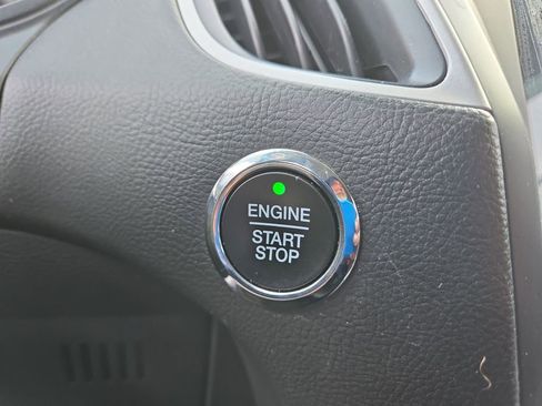 Used 2023 Ford Edge SEL image 25