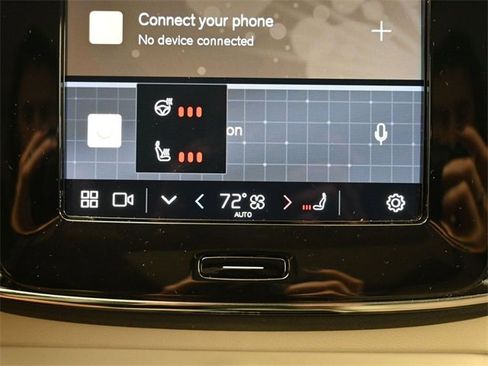 Used 2023 Volvo XC40 B5 Plus w/ Protection Package Premier image 20