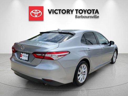 Used 2022 Toyota Camry LE FWD image 7