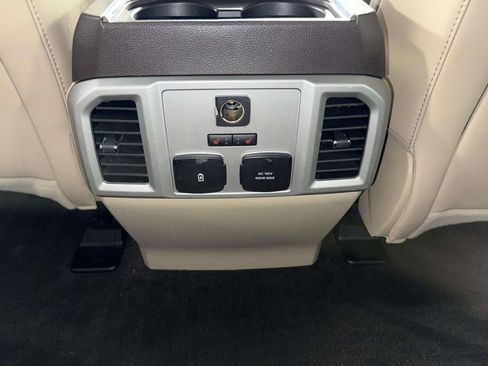 Used 2020 Ford F150 Lariat w/ Equipment Group 502A Luxury AWD/4WD image 19