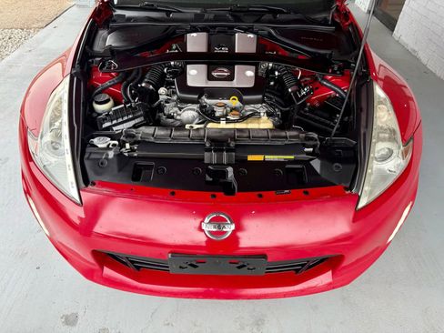 Used 2015 Nissan 370Z Touring Sport image 14
