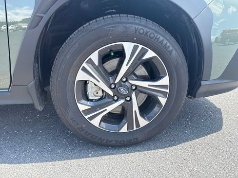 Certified 2026 Subaru Crosstrek 2.5i Premium AWD/4WD image 14