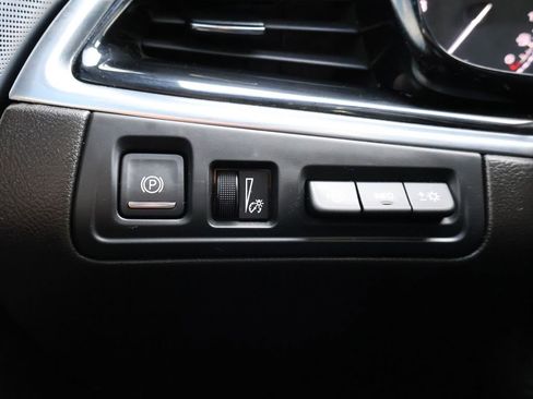 Used 2023 Cadillac XT6 Sport w/ Platinum Package image 48