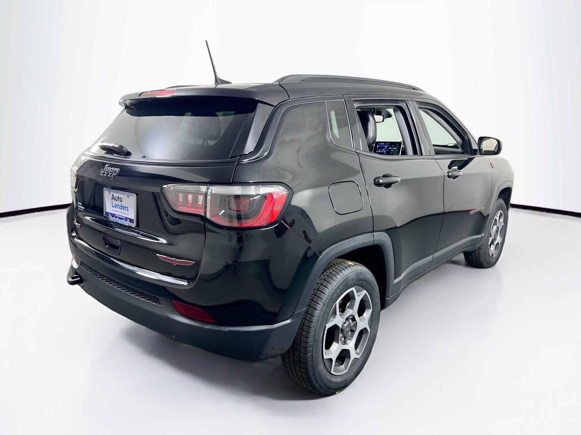 Used 2022 Jeep Compass Trailhawk w/ Sun and Sound Group AWD/4WD image 5