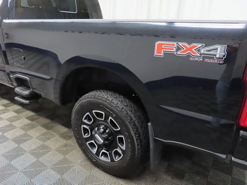 Used 2023 Ford F250 Platinum w/ FX4 Off-Road Package AWD/4WD image 53
