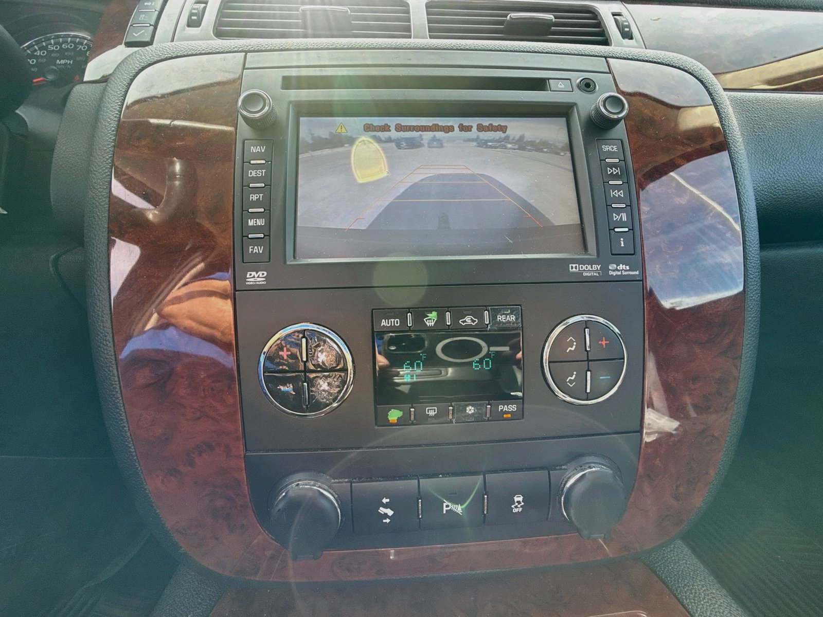 Used 2013 Chevrolet Tahoe LTZ AWD/4WD image 13