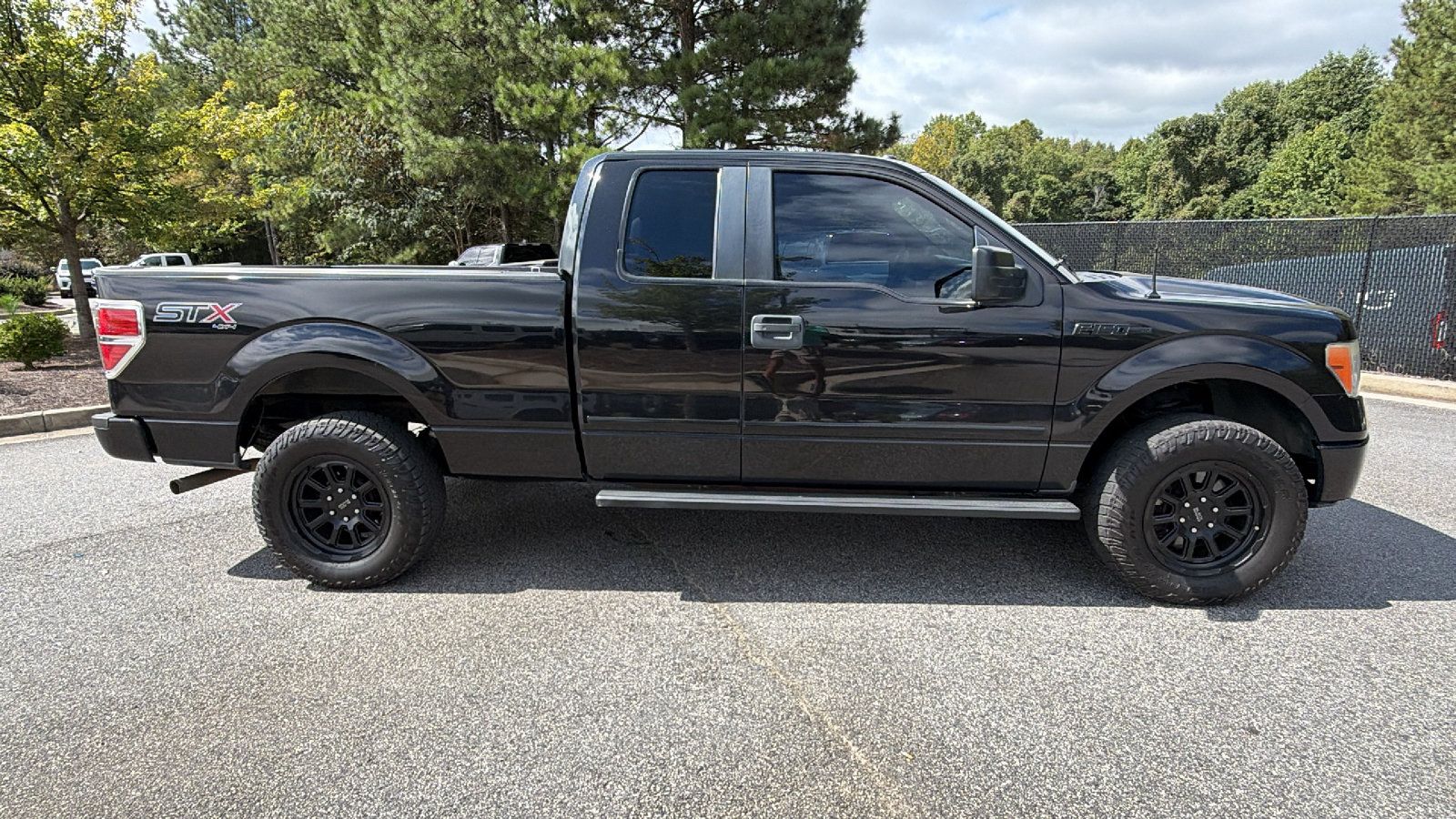 Used 2014 Ford F150 STX w/ Equipment Group 201A Mid AWD/4WD image 7