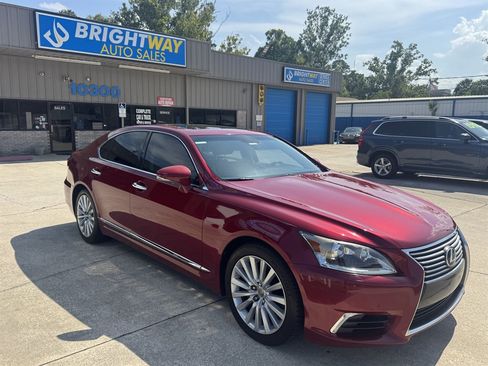 Used 2014 Lexus LS 460 w/ Comfort Package RWD image 3