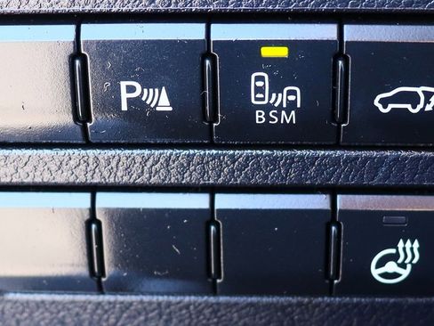 Used 2017 Lexus NX 200t FWD w/ Premium Package image 40