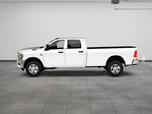 New 2026 RAM 2500 Tradesman w/ Chrome Appearance Group image 3