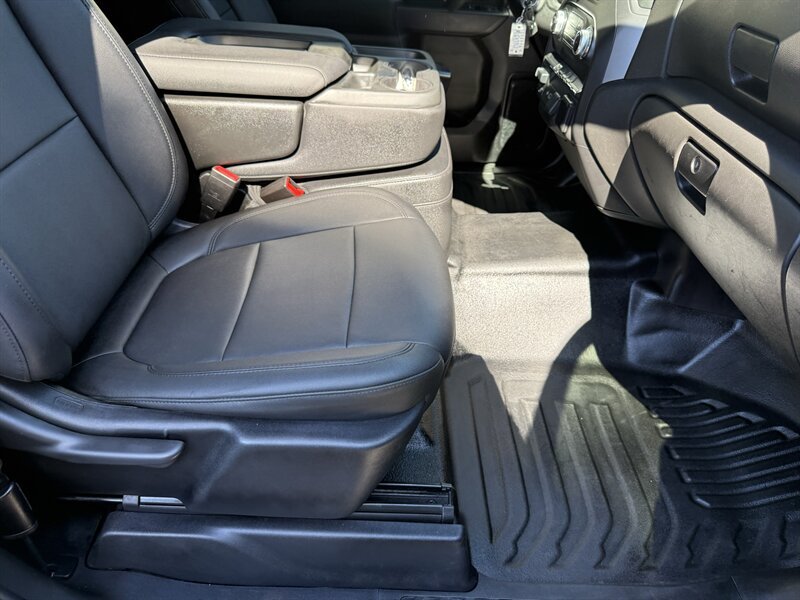 Used 2021 GMC Sierra 2500 4x4 Regular Cab w/ Convenience Package image 22