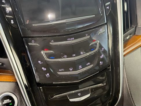 Used 2017 Cadillac Escalade Luxury AWD/4WD image 16