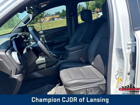 Used 2023 Chevrolet Colorado LT w/ LT Convenience Package III AWD/4WD image 11